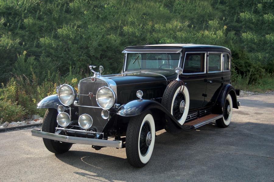  Cadillac Series 452A V16 Madame X 7-Passenger Imperial Sedan 1931 года  (фото 1 из 9)